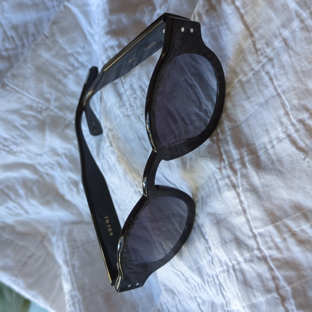 Krewe Filmore black sunglasses